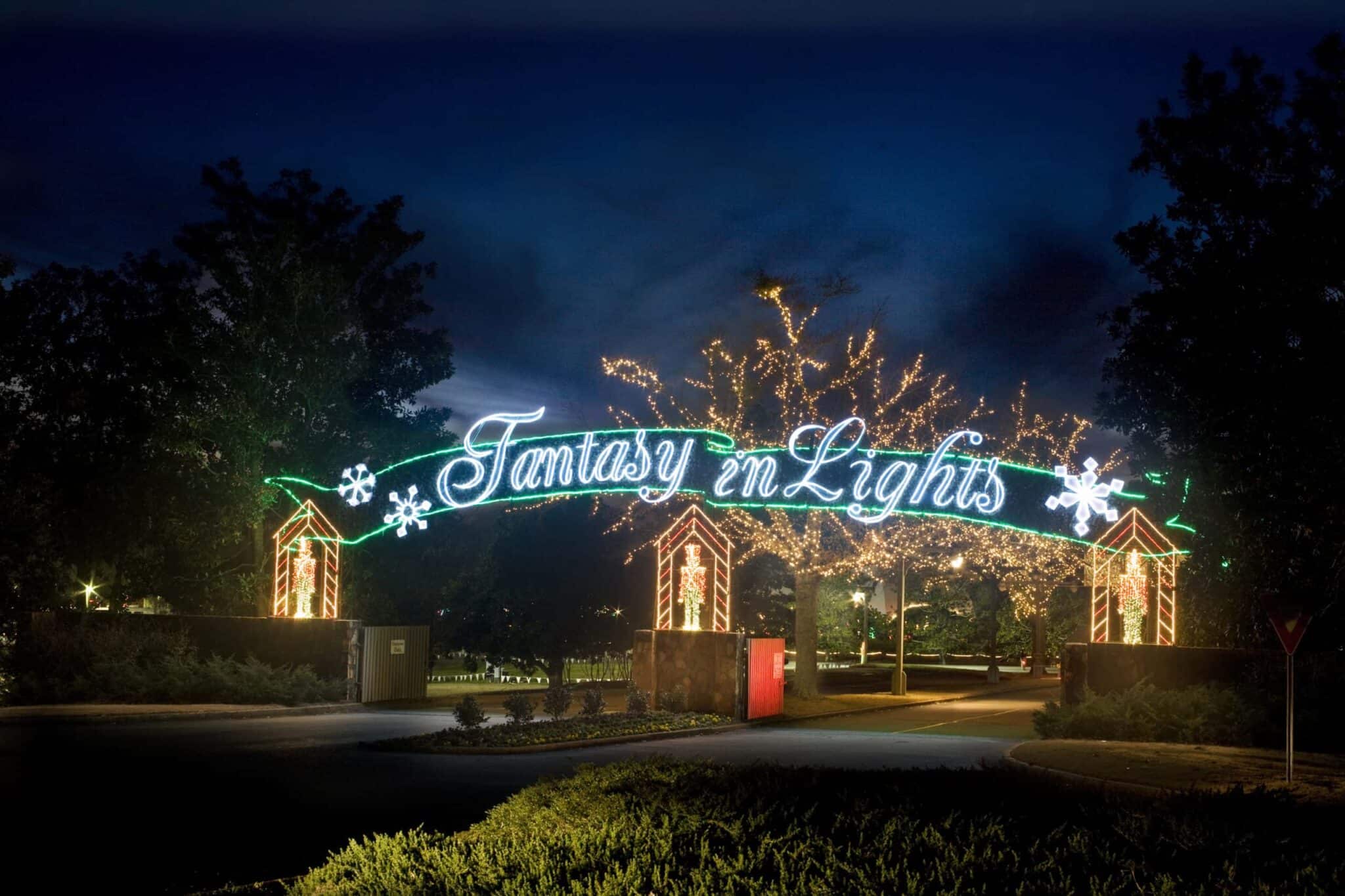 Callaway Gardens Fantasy in Lights® Package - Pine Mountain RV Resort, image size:2048x1365