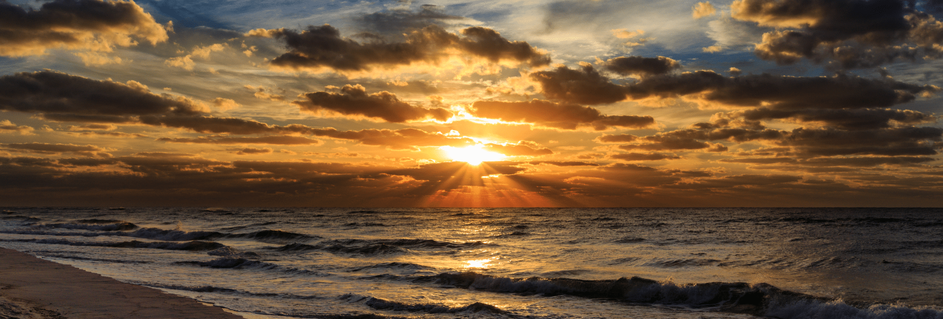 6 Reasons to Stay at a Florida Beach RV Resort