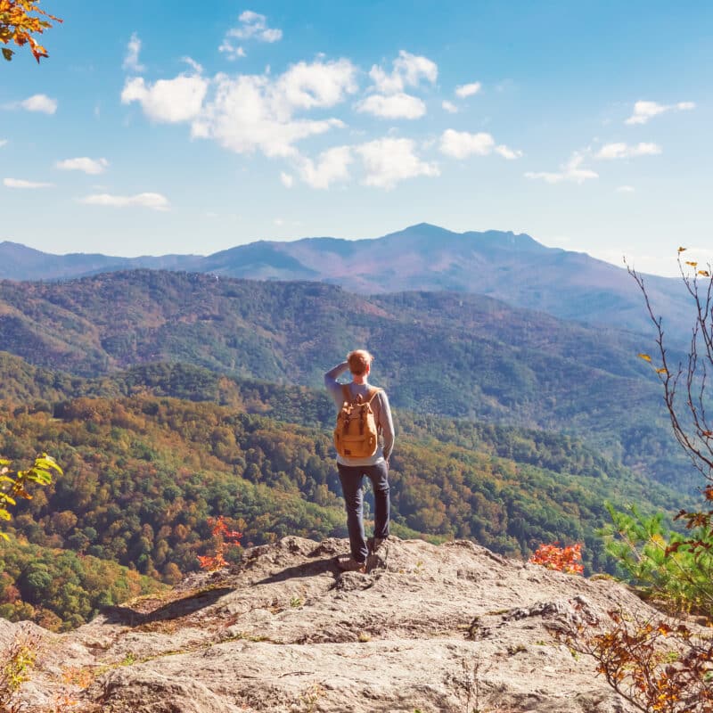 camping-destinations-to-see-leaves-change-color